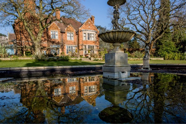 Moxhull Hall and gardens